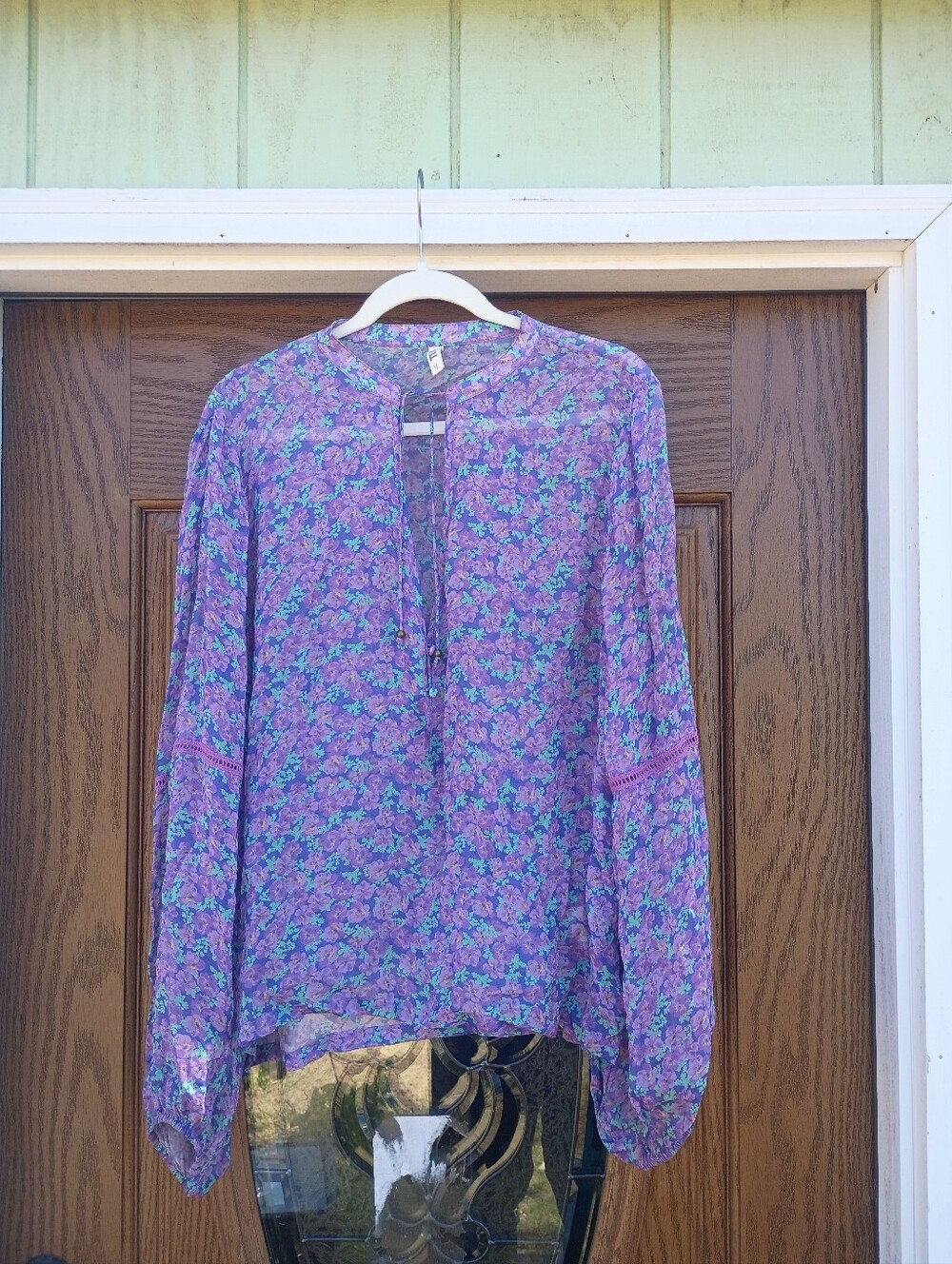 Spell Women XL Floral Purple Long-Sleeve V-Neck Women's Top
